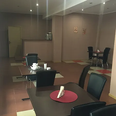 Otel Jam 3*